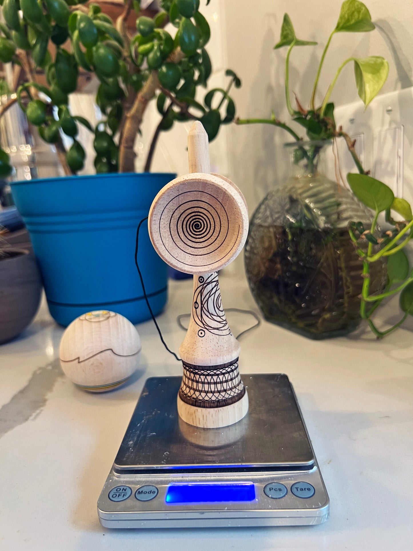 * 7of9 Nucleus Custom: Rubber Wood