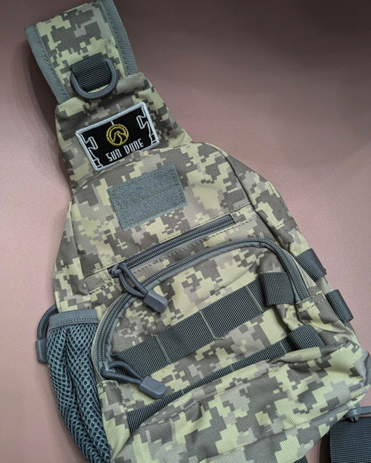 ! BLACK IN STOCK Day Tripper Tama Tote Bag