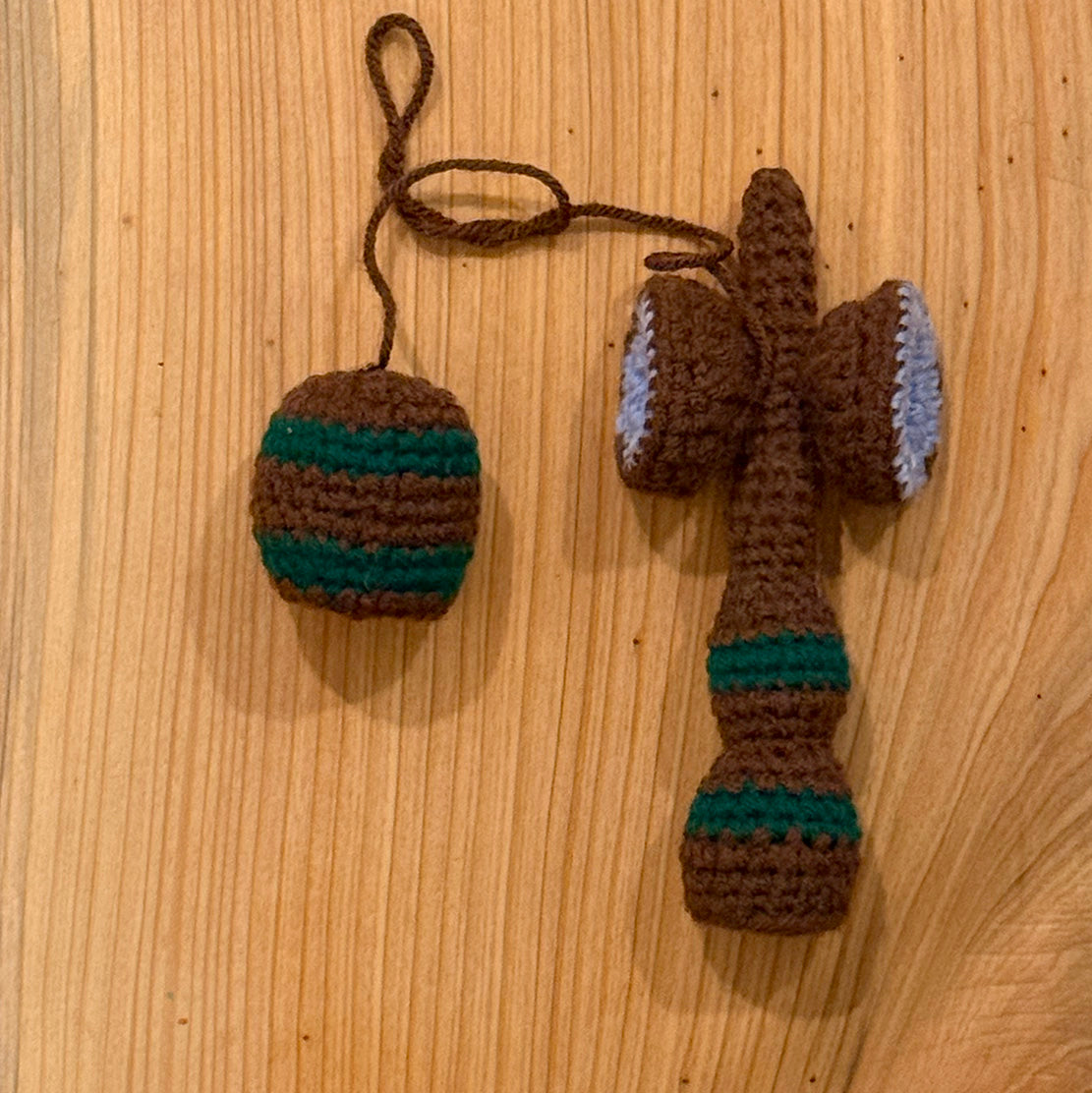 !   Knitted Kendamas