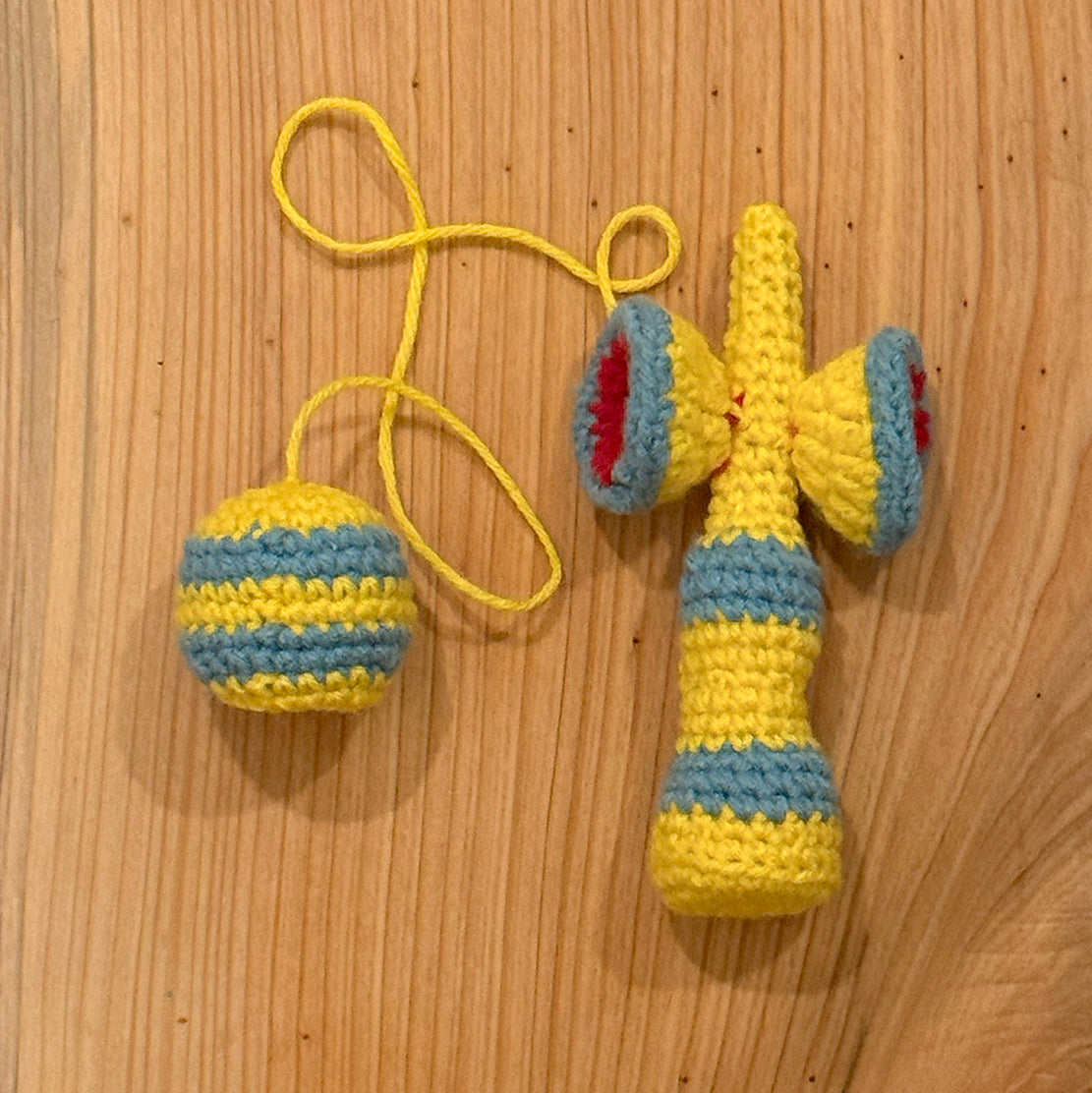 !   Knitted Kendamas