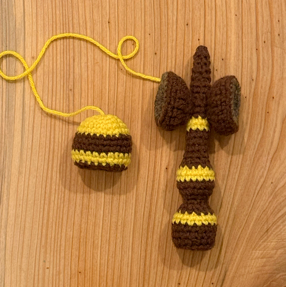 !   Knitted Kendamas