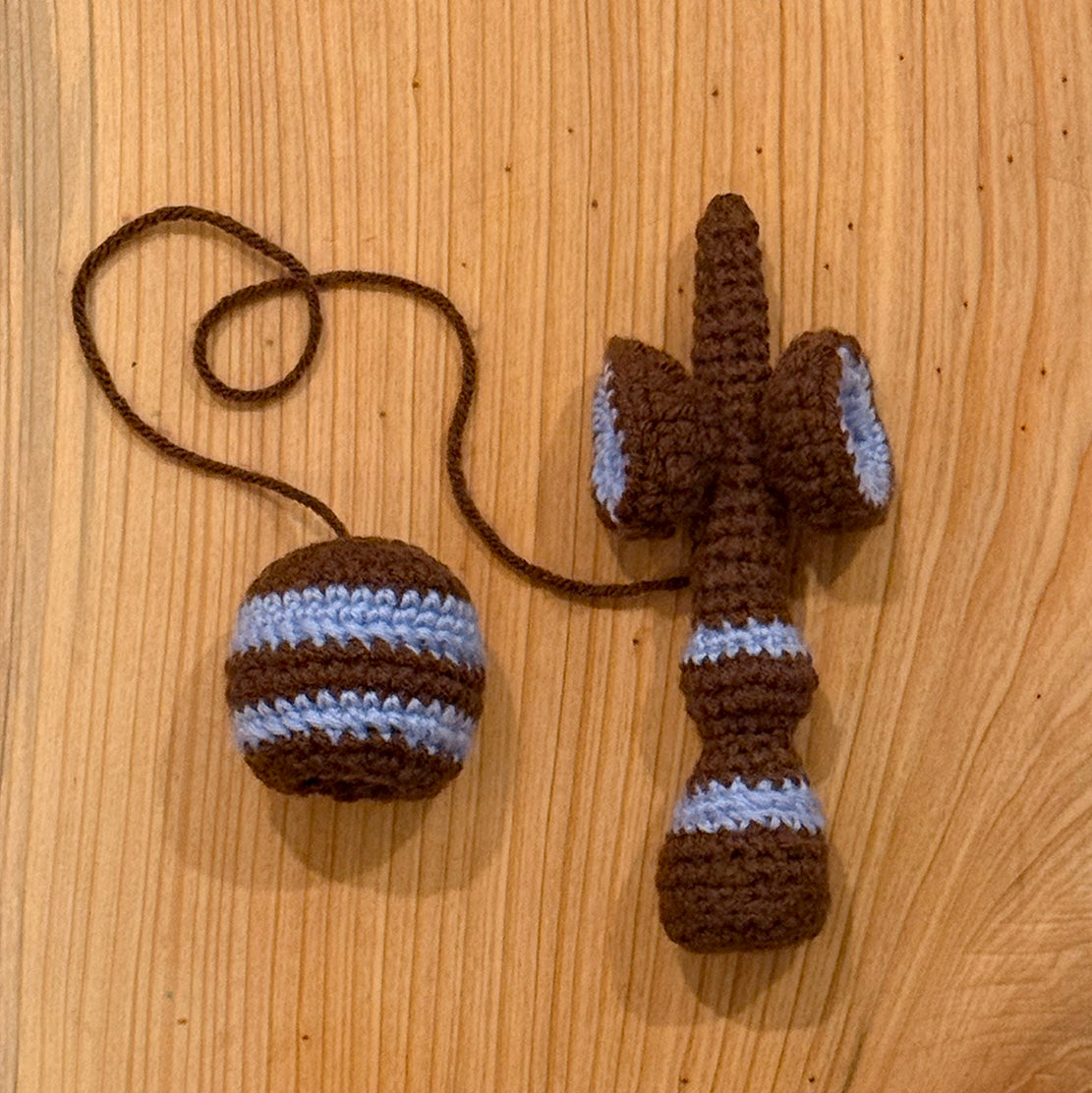!   Knitted Kendamas
